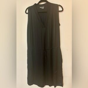 Vince V-neck, Drawstring, Sleeveless, Black Dress